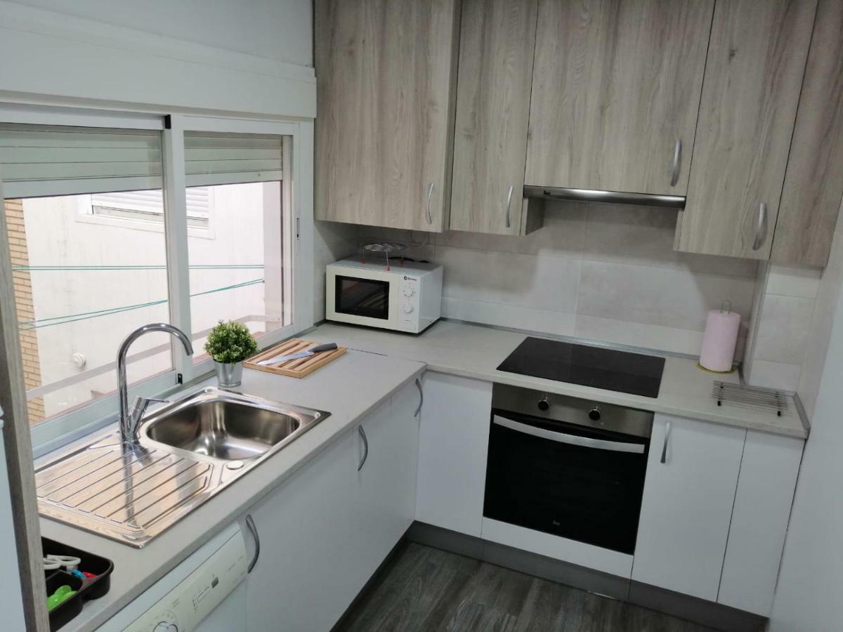 Apartamento Dos Torres Frodo - Estacionamiento Privado Gratuito Zaragoza Exterior foto